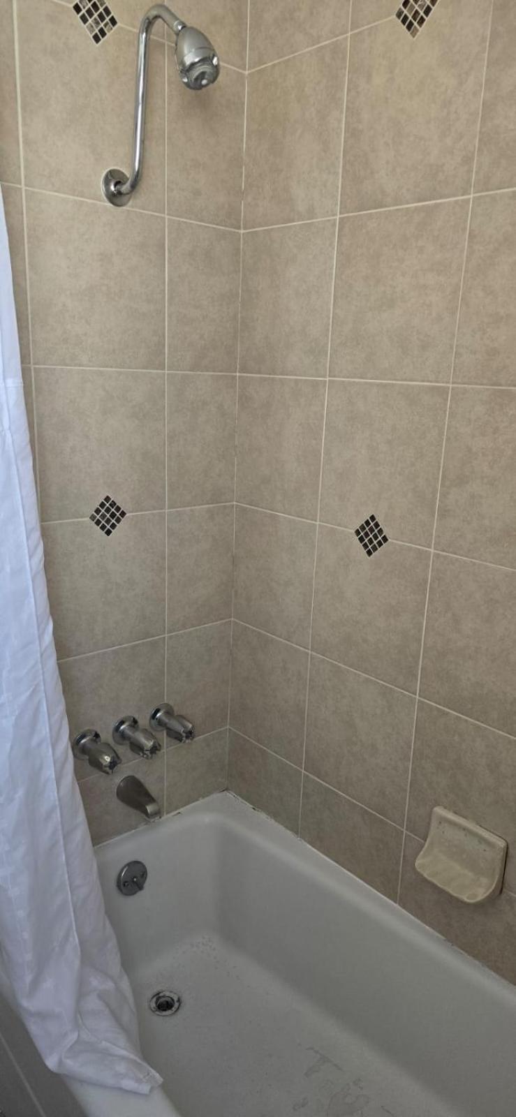 Hotel Travelsuites *